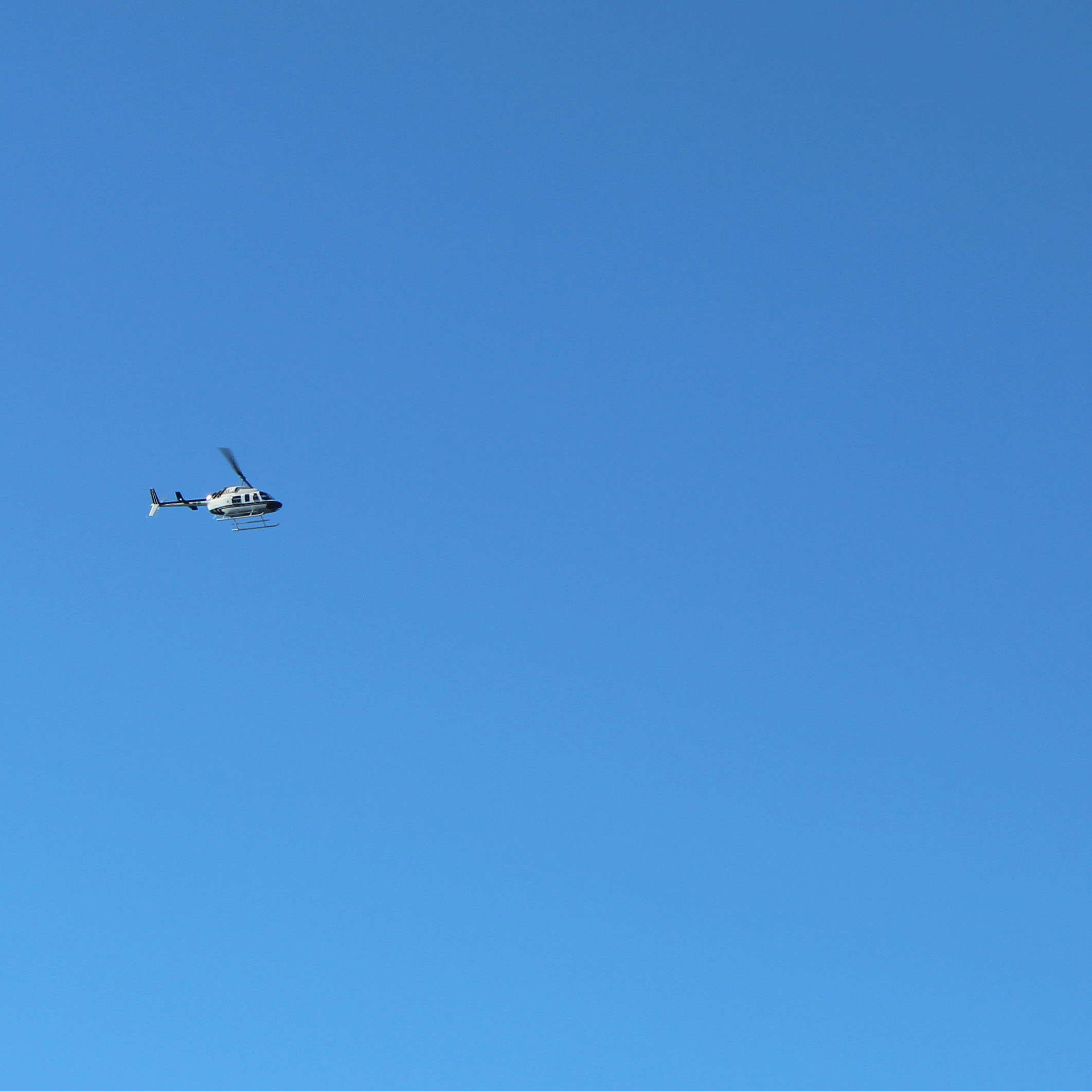 Image of a helicopter demonstrating 'scale'